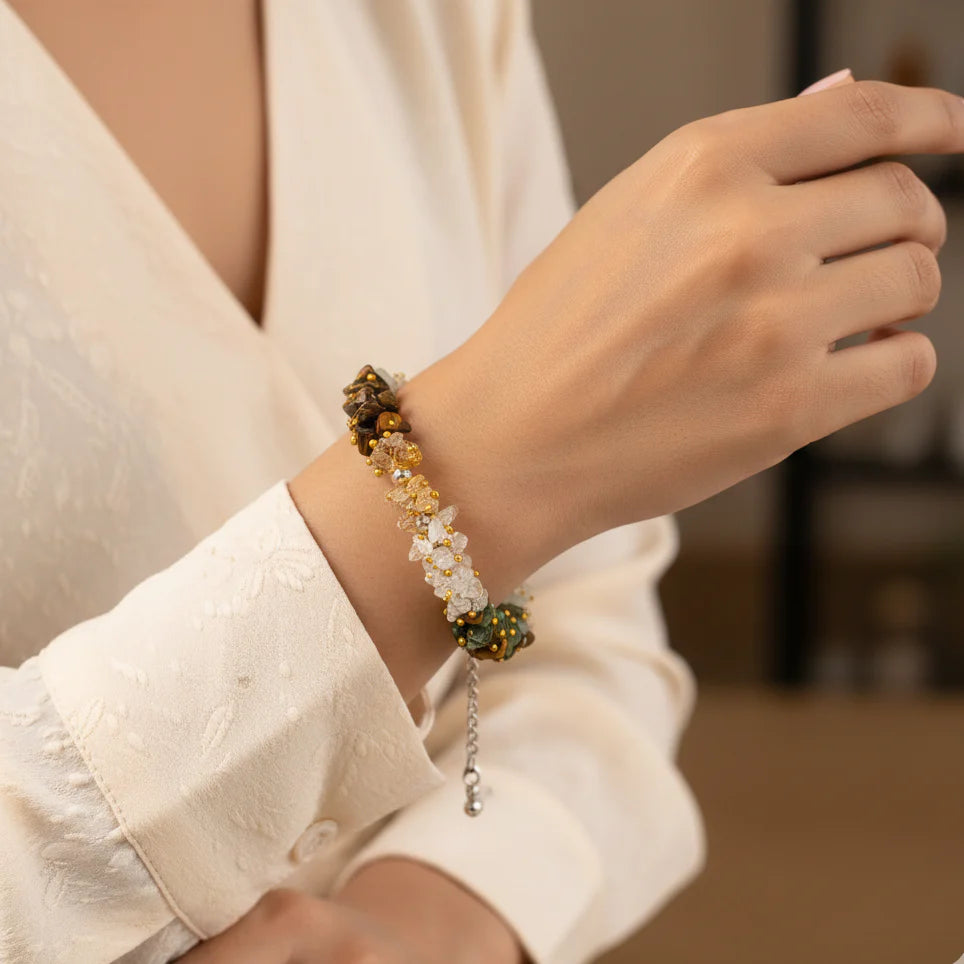 Dhanyog Chips Bracelet - Free Selenite Plate ( Charger )